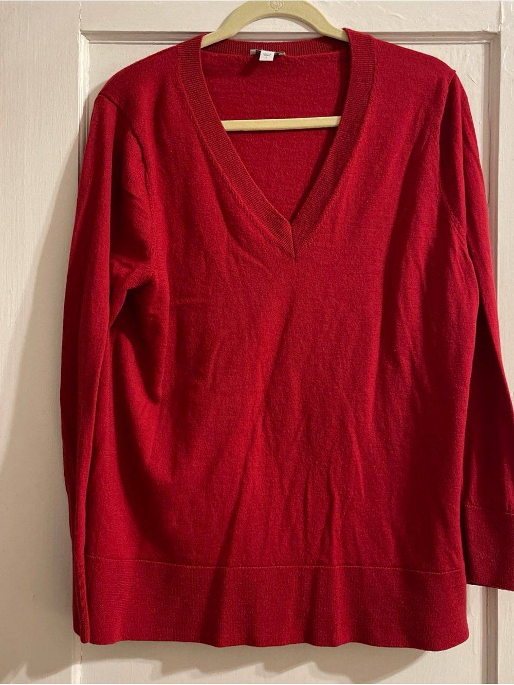 J.Jill Woman’s 100% Marino Wool Light Sweater Size Large Burgundy V Neck